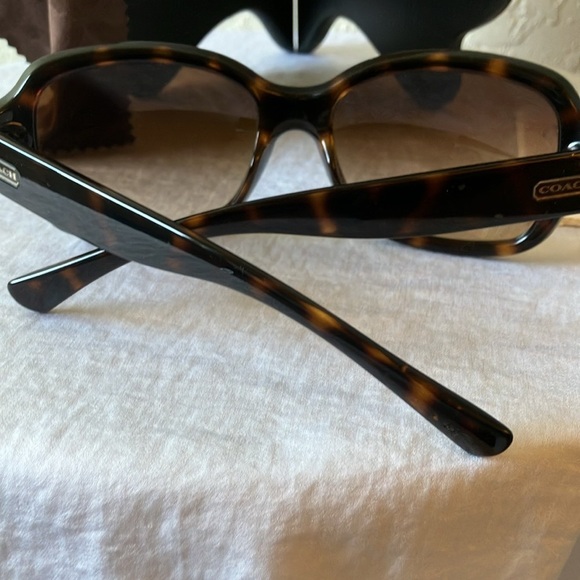 Coach: Rita (L923) Dark Tortoise Sunglasses- Case & Microfiber Cloth - Picture 9 of 16